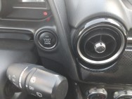 MAZDA d'occasion 2 BERLINE BICORPS TROIS OU CINQ PORTES 1.5