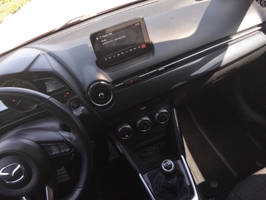 MAZDA d'occasion 2 BERLINE BICORPS TROIS OU CINQ PORTES 1.5