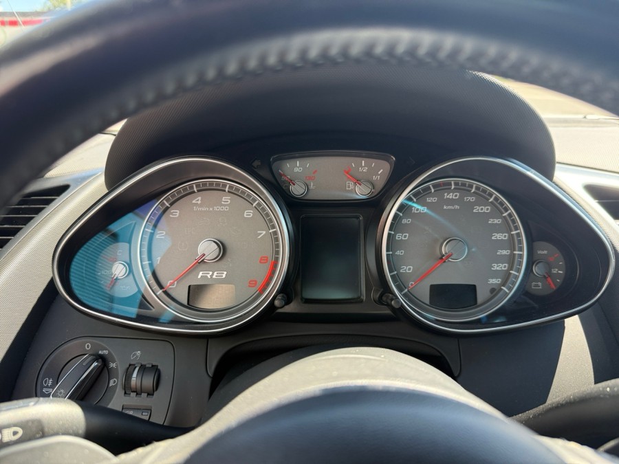 AUDI d'occasion R8 V8 4.2 QUATTRO 420 R TRONIC de 2009 Pontarlier