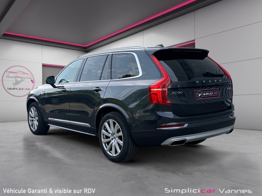 VOLVO d'occasion XC90 D5 AWD 235 MOMENTUM 7PL de 2018 Vannes (56)﻿