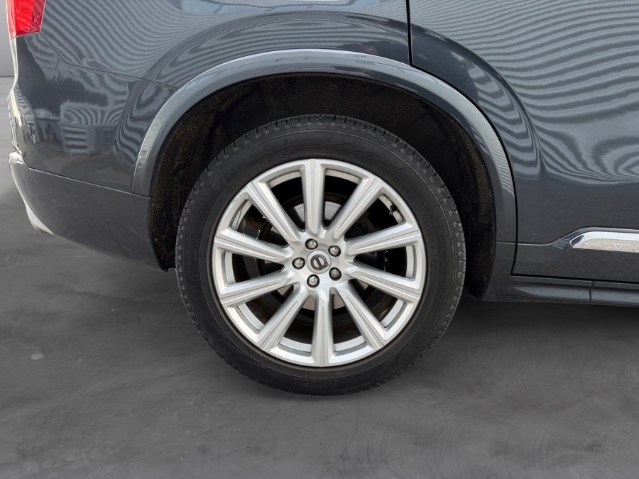 VOLVO d'occasion XC90 D5 AWD 235 MOMENTUM 7PL de 2018 Vannes (56)﻿