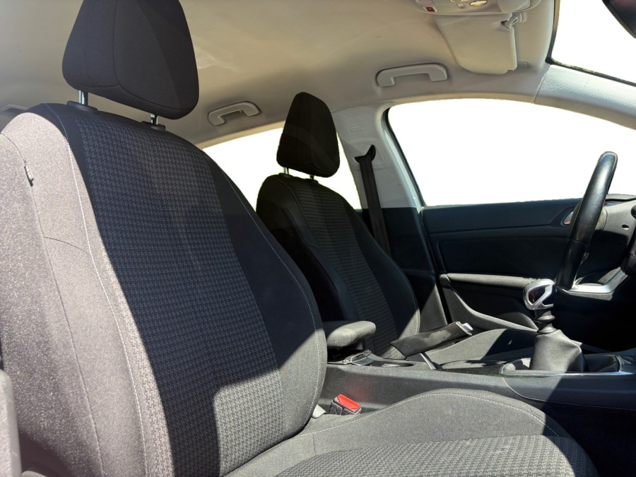 PEUGEOT d'occasion 308 II 1.5 BLUE HDI 130 ACTIVE de 2020 Orgeval