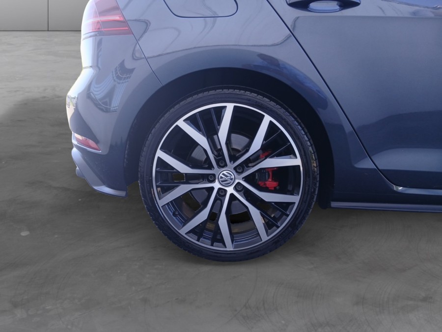 VOLKSWAGEN d'occasion GOLF VII GTI PERFORMANCE 2.0T FSI 245 DSG de
