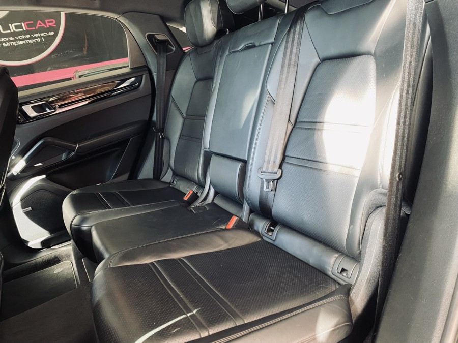 PORSCHE d'occasion CAYENNE 3.0 V6 E-HYBRID COUPE de 2020 Annecy (74)﻿