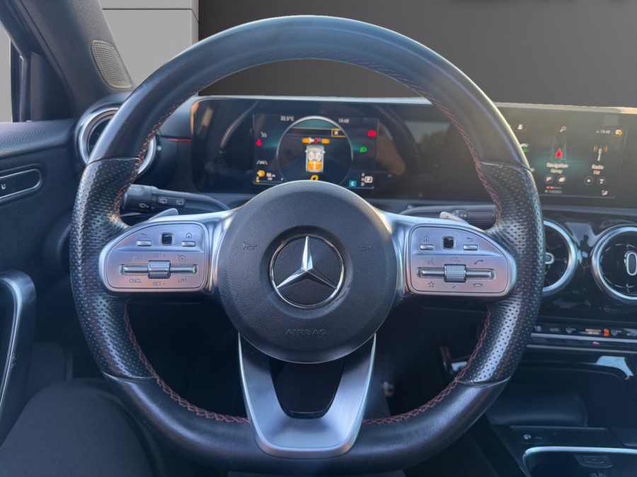MERCEDES d'occasion CLASSE A A180 D STYLE LINE 7G-DCT de 2019 Lyon