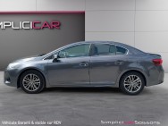TOYOTA d'occasion AVENSIS A TROIS VOLUMES 2.0 D-4D 143 Dynamic de