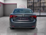 TOYOTA d'occasion AVENSIS A TROIS VOLUMES 2.0 D-4D 143 Dynamic de