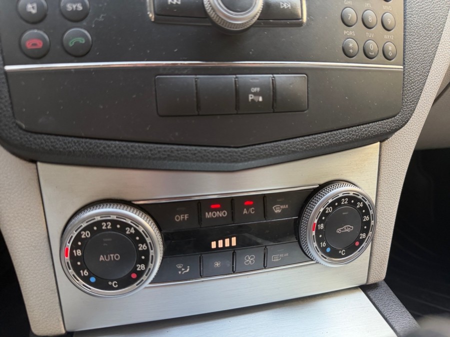 MERCEDES d'occasion CLASSE C Classe C 180 Kompressor de 2008 Paris 15