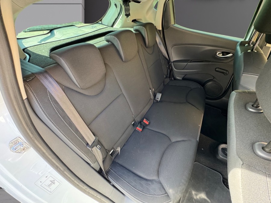 RENAULT d'occasion CLIO 1.5 DCI 90 INTENS de 2018 La Ciotat (13)﻿