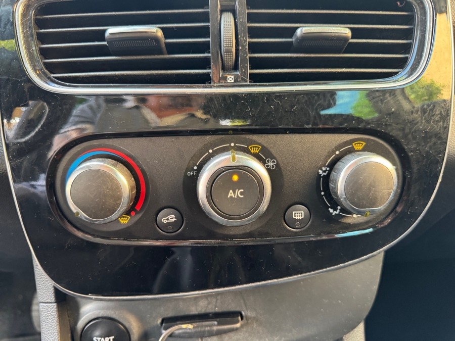 RENAULT d'occasion CLIO 1.5 DCI 90 INTENS de 2018 La Ciotat (13)﻿