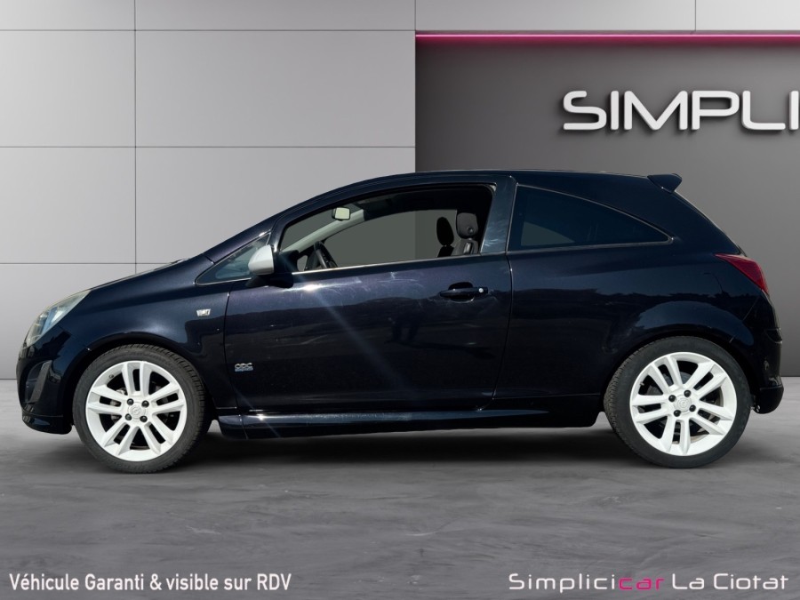OPEL d'occasion CORSA 1.4 TWINPORT 100 OPC LINE de 2011 La Ciotat