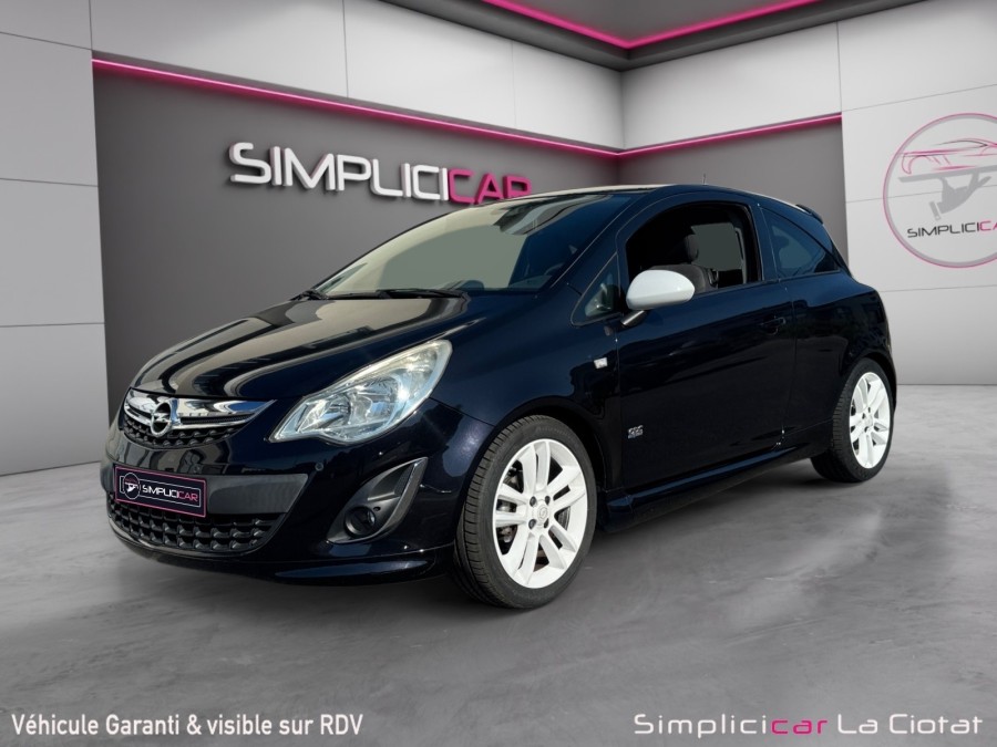 OPEL d'occasion CORSA 1.4 TWINPORT 100 OPC LINE de 2011 La Ciotat