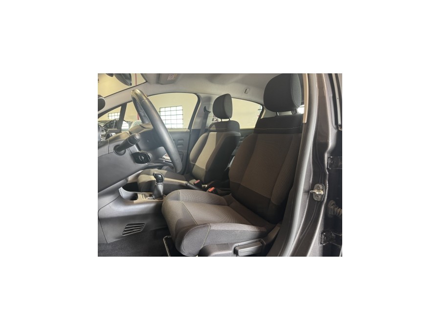 CITROEN d'occasion C3 III CITROEN C3 1.2 ESSENCE 83 Shine Buisness de