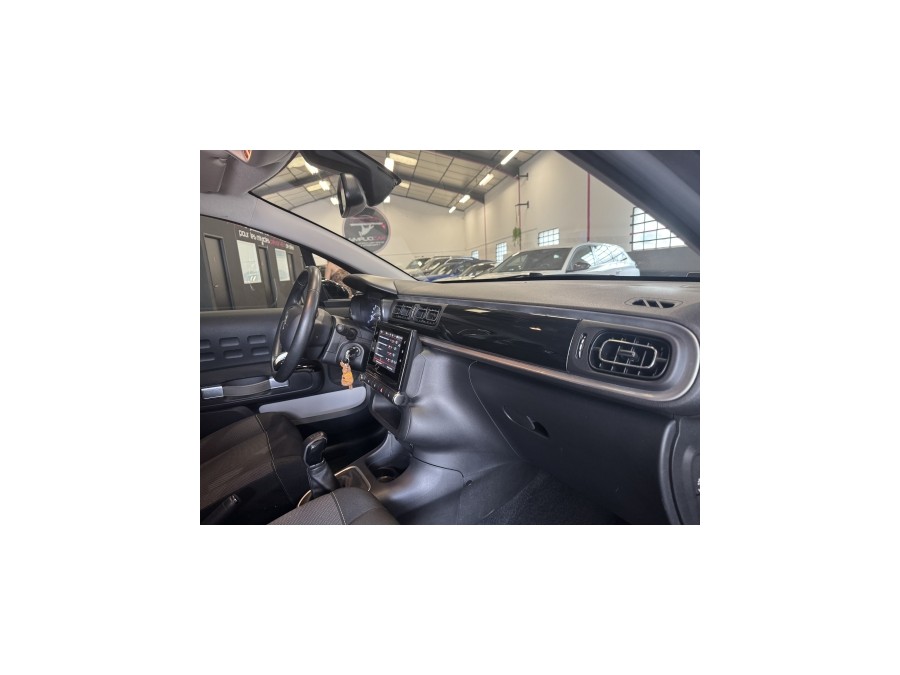 CITROEN d'occasion C3 III CITROEN C3 1.2 ESSENCE 83 Shine Buisness de