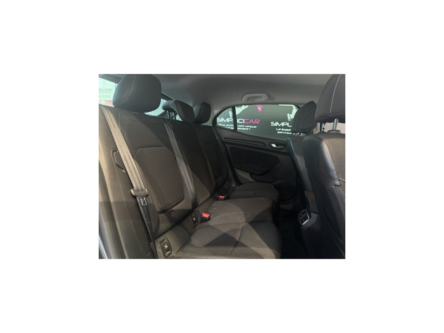RENAULT d'occasion MEGANE IV BERLINE BICORPS TROIS OU CINQ PORTES