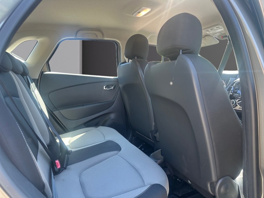 RENAULT d'occasion CAPTUR I 1.2 TCE 120 PURE EDC ZEN de 2013 Rennes