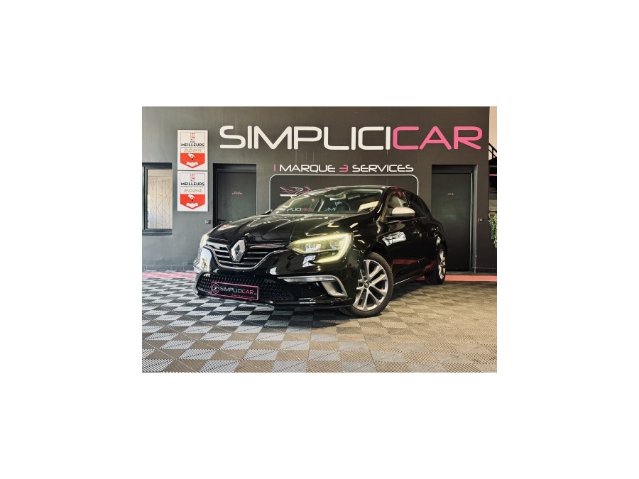 RENAULT d'occasion MEGANE IV BERLINE BICORPS TROIS OU CINQ PORTES