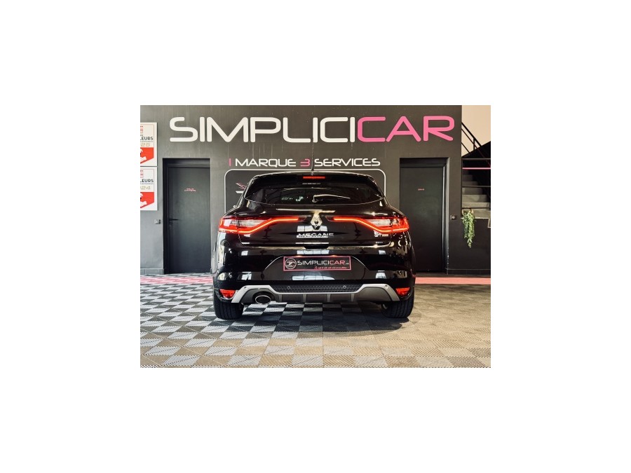 RENAULT d'occasion MEGANE IV BERLINE BICORPS TROIS OU CINQ PORTES