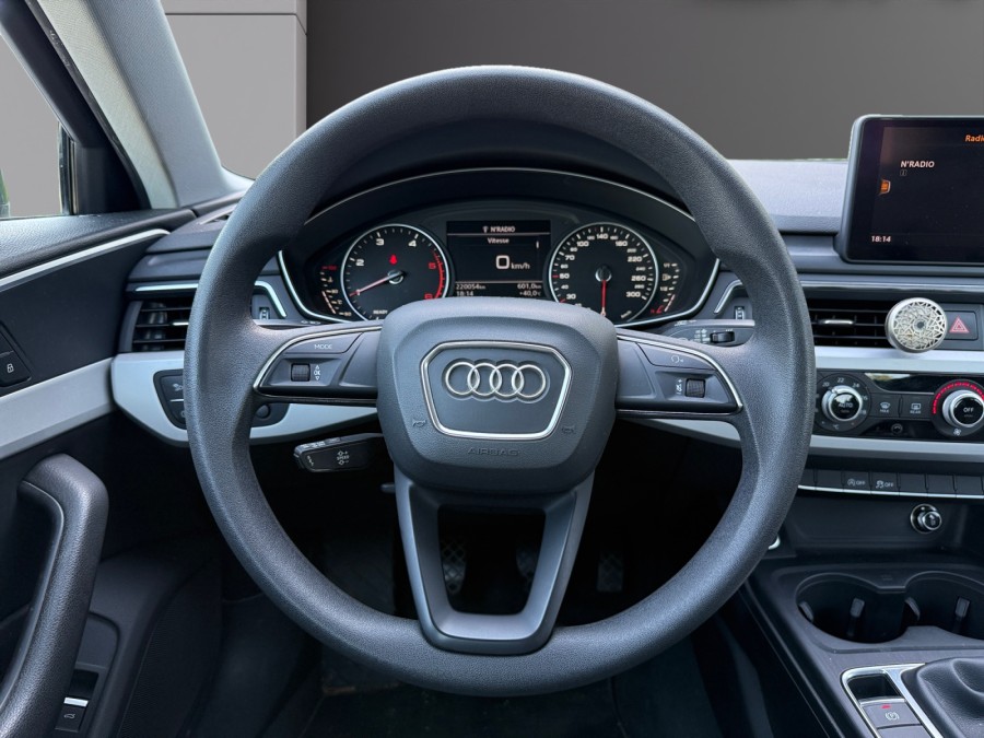 AUDI d'occasion A4 B9 2.0 TDI ULTRA 150 BUSINESS LINE de 2016