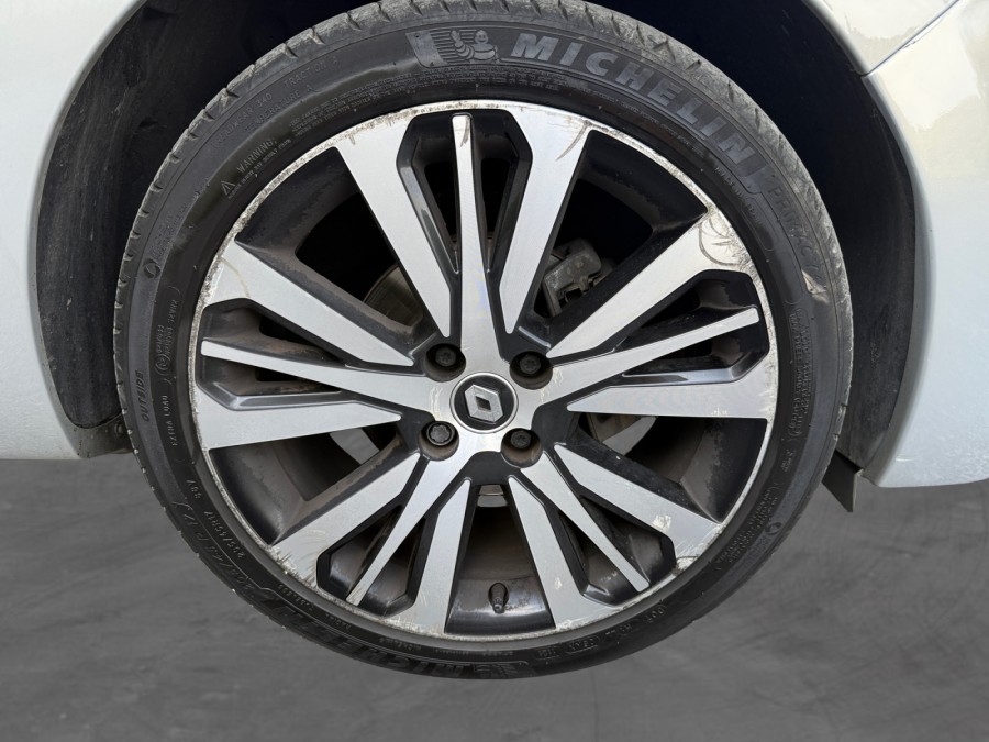 RENAULT d'occasion CLIO IV TCE 120 INITIALE PARIS EDC de 2015