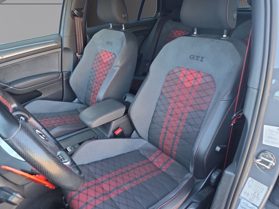 VOLKSWAGEN d'occasion GOLF VII 2.0 TSI 290 GTI TCR DSG7 de 2019 Le