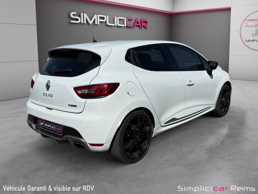 RENAULT d'occasion CLIO IV RS 200 EDC de 2015 Reims Tinqueux (51)﻿