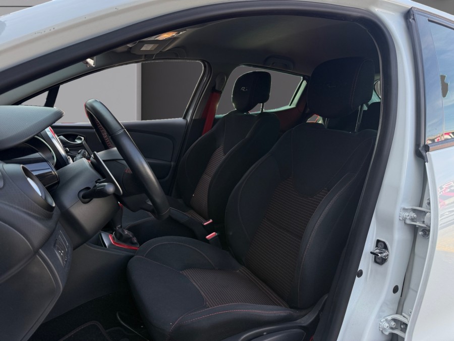 RENAULT d'occasion CLIO IV RS 200 EDC de 2015 Reims Tinqueux (51)﻿