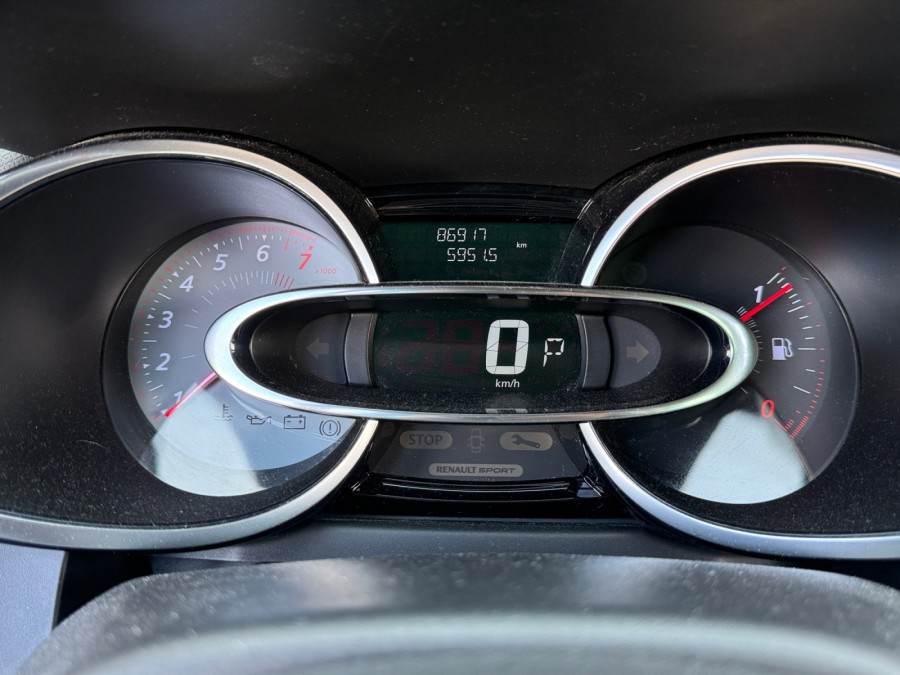 RENAULT d'occasion CLIO IV RS 200 EDC de 2015 Reims Tinqueux (51)﻿