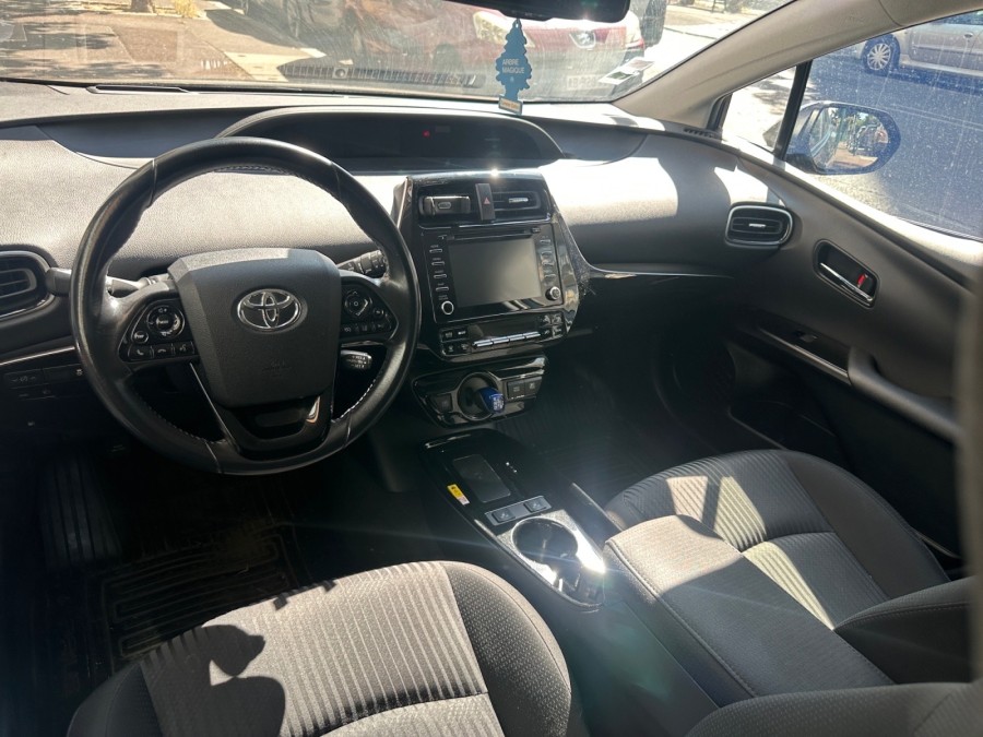 TOYOTA d'occasion PRIUS PHV DYNAMIC PACK PREMIUM de 2021 Le Raincy