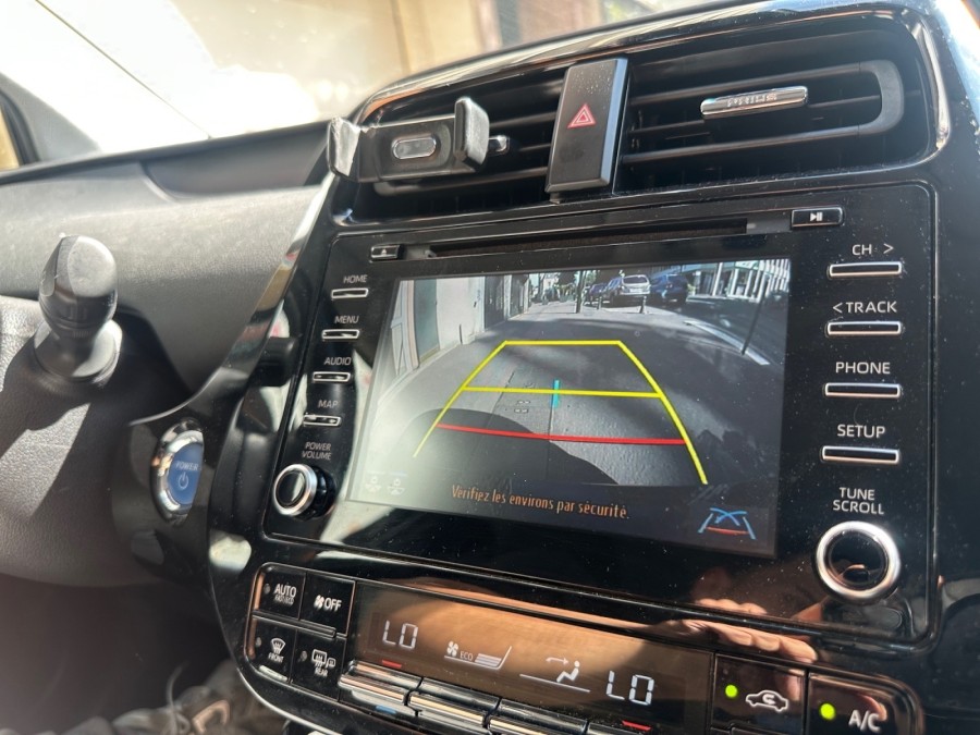 TOYOTA d'occasion PRIUS PHV DYNAMIC PACK PREMIUM de 2021 Le Raincy
