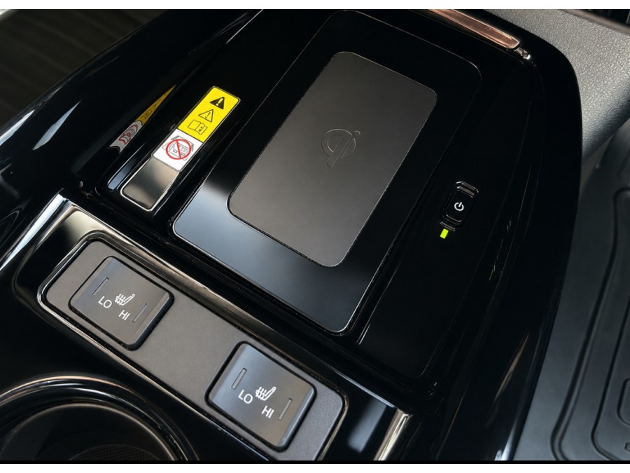 TOYOTA d'occasion PRIUS PHV DYNAMIC PACK PREMIUM de 2021 Le Raincy