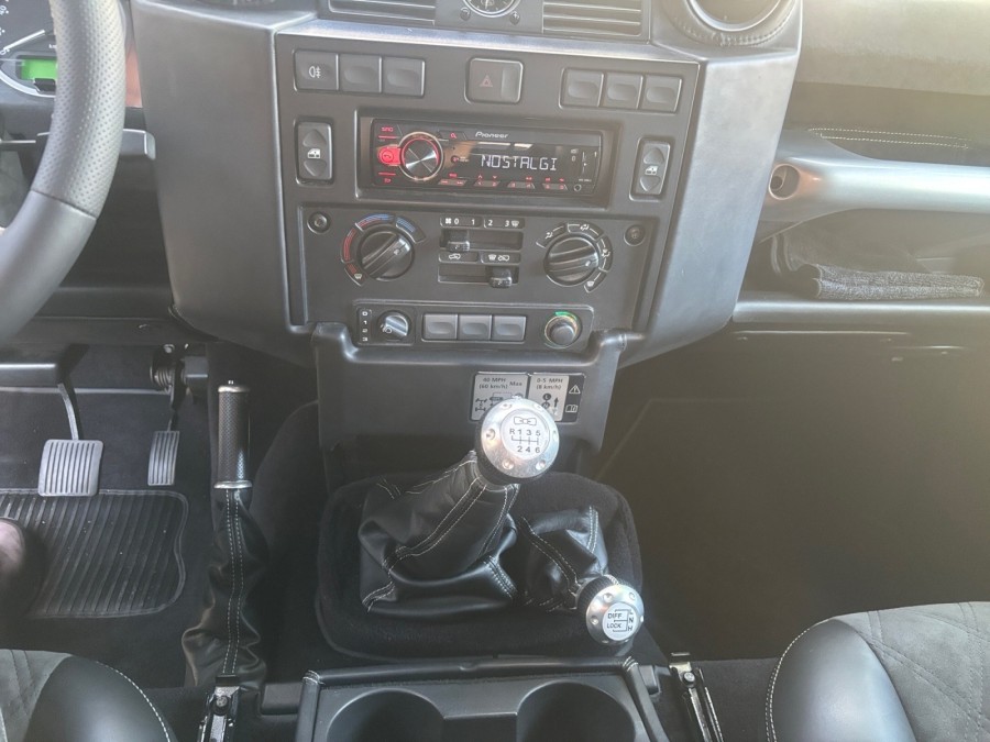 LAND ROVER d'occasion DEFENDER 90 EDEN PARK de 2013 Montreuil (93)﻿