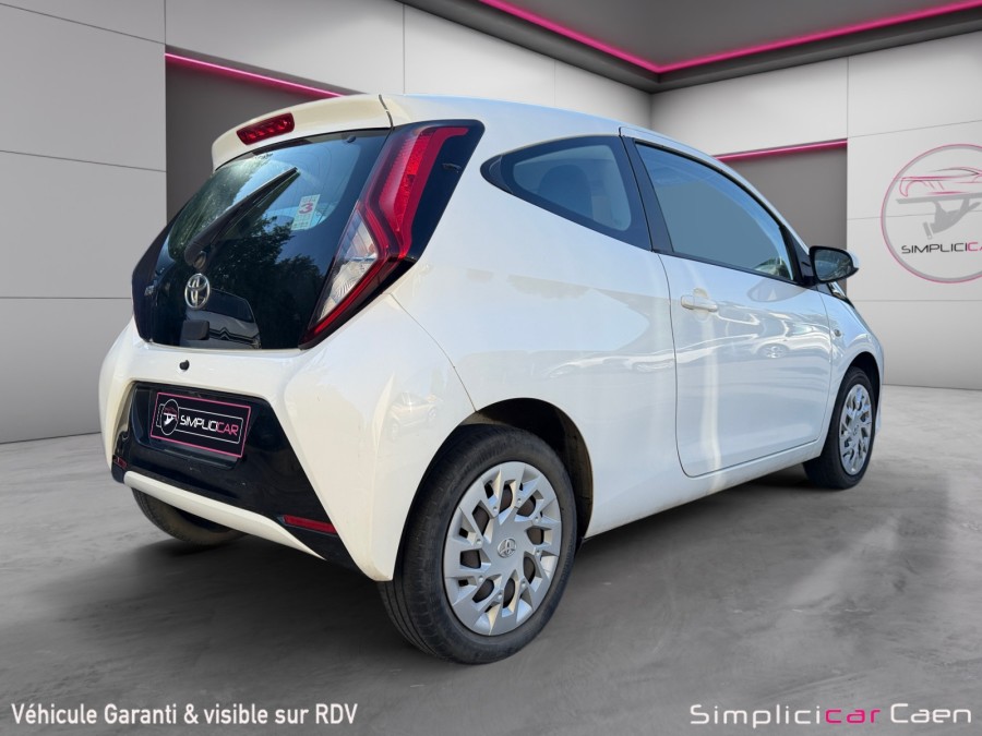 TOYOTA d'occasion AYGO 1.0 VVT-I 72 X-NIGHT PH2 de 2019 Caen (14)﻿