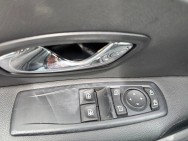 RENAULT d'occasion MEGANE III COUPE 1.5 DCI 110 GT Line de 2012 Osny