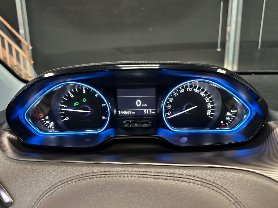 PEUGEOT d'occasion 2008 1.6 BLUE HDI 100 Féline Cuivre de 2015 St