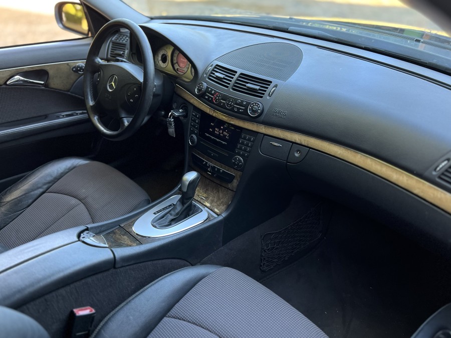 MERCEDES d'occasion CLASSE E E220 CDI ELEGANCE BA de 2005 La Flèche