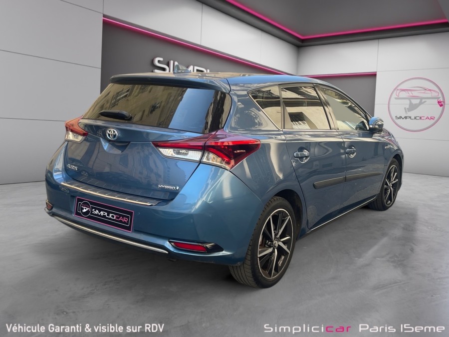 TOYOTA d'occasion AURIS 136H COLLECTION de 2017 Paris 15 (75)﻿