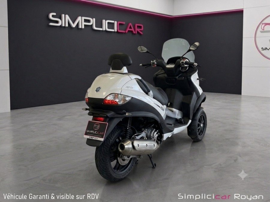 PIAGGIO d'occasion MP3 40LT MP3 400 LT de 2009 Royan (17)﻿