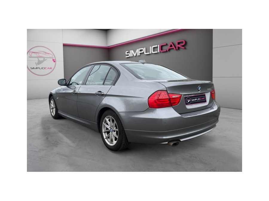 BMW d'occasion SERIE 3 318D EDITION BLACK AND WHITE de 2010 Champigny