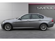 BMW d'occasion SERIE 3 318D EDITION BLACK AND WHITE de 2010 Champigny