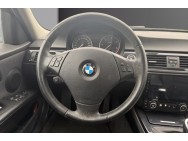 BMW d'occasion SERIE 3 318D EDITION BLACK AND WHITE de 2010 Champigny