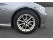 BMW d'occasion SERIE 3 318D EDITION BLACK AND WHITE de 2010 Champigny