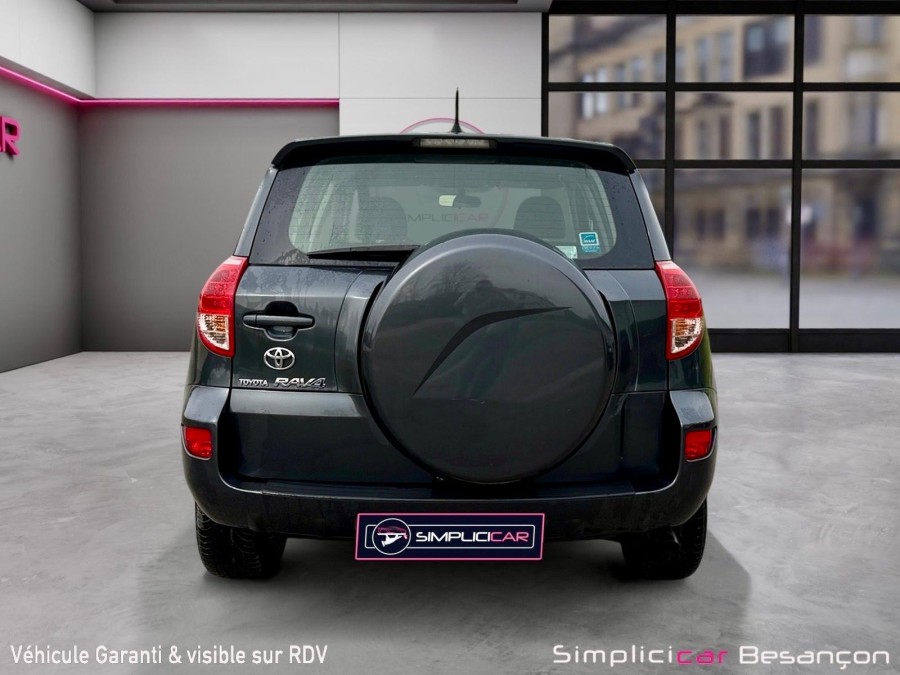 TOYOTA d'occasion RAV4 136 D4D de 2006 Besançon (25)﻿