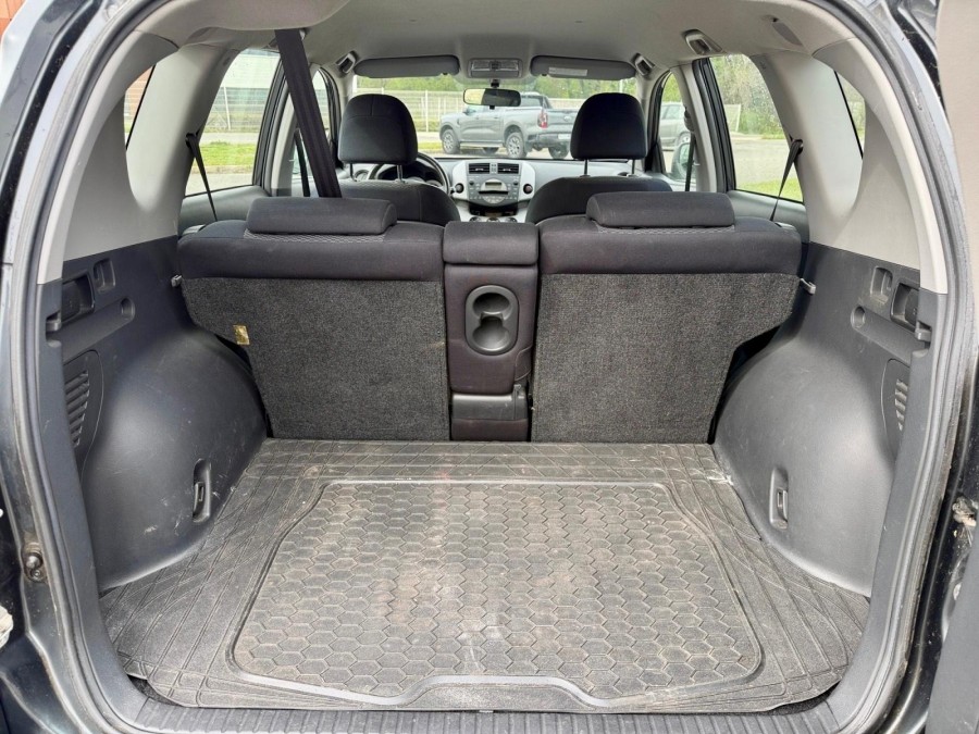 TOYOTA d'occasion RAV4 136 D4D de 2006 Besançon (25)﻿
