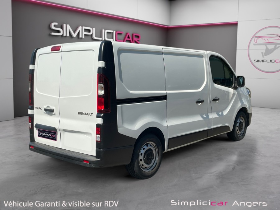 RENAULT d'occasion TRAFIC III FOURGON L1H1 2T8 2.0 BLUE DCI 110
