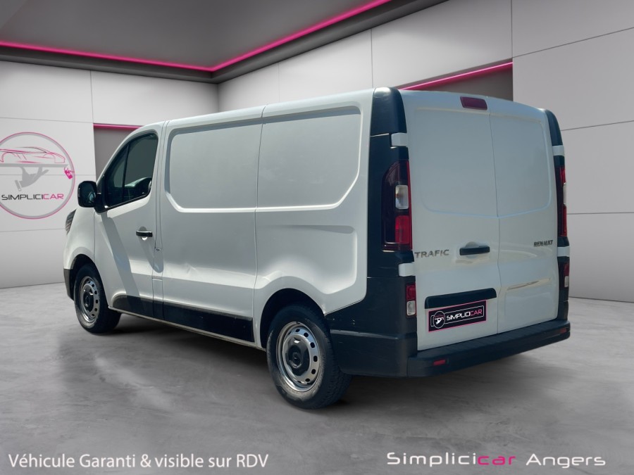 RENAULT d'occasion TRAFIC III FOURGON L1H1 2T8 2.0 BLUE DCI 110