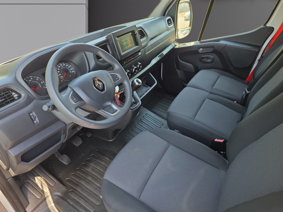 RENAULT d'occasion MASTER III FOURGON CA F3500 L2H2 DCI 150 CONFORT
