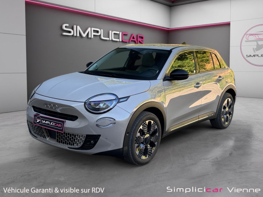 FIAT d'occasion 600E / 600 156 LA PRIMA de 2025 Vienne (38)﻿
