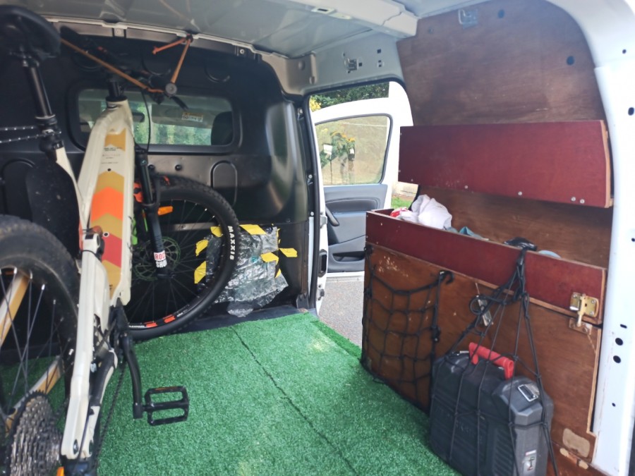 RENAULT d'occasion KANGOO EXPRESS 1.5 DCI 75 PRO+ de 2016 Brest (29)﻿