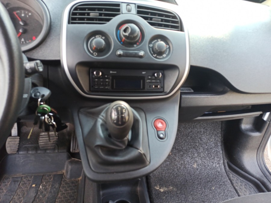 RENAULT d'occasion KANGOO EXPRESS 1.5 DCI 75 PRO+ de 2016 Brest (29)﻿